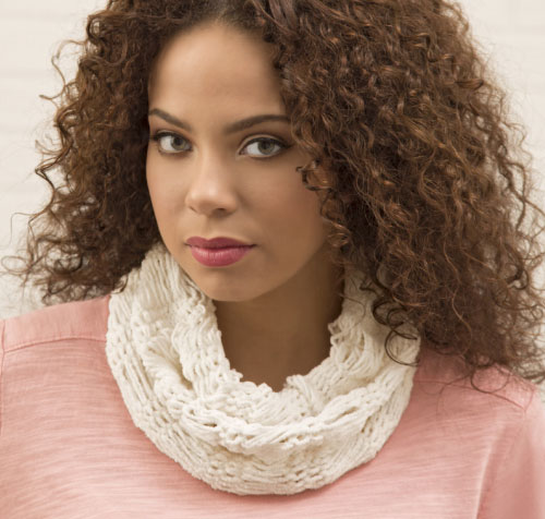 Light and Lacy Cowl