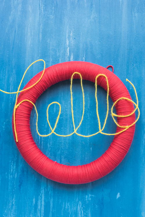 Hello Yarn Wreath DIY
